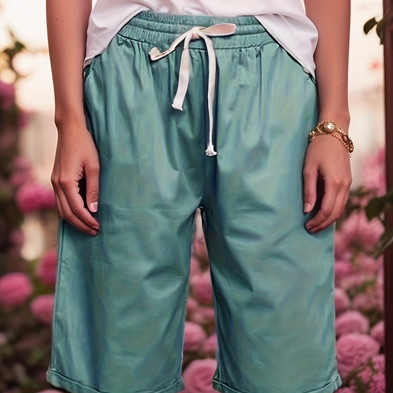 Dual Pockets Drawstring Bermuda Shorts for Women