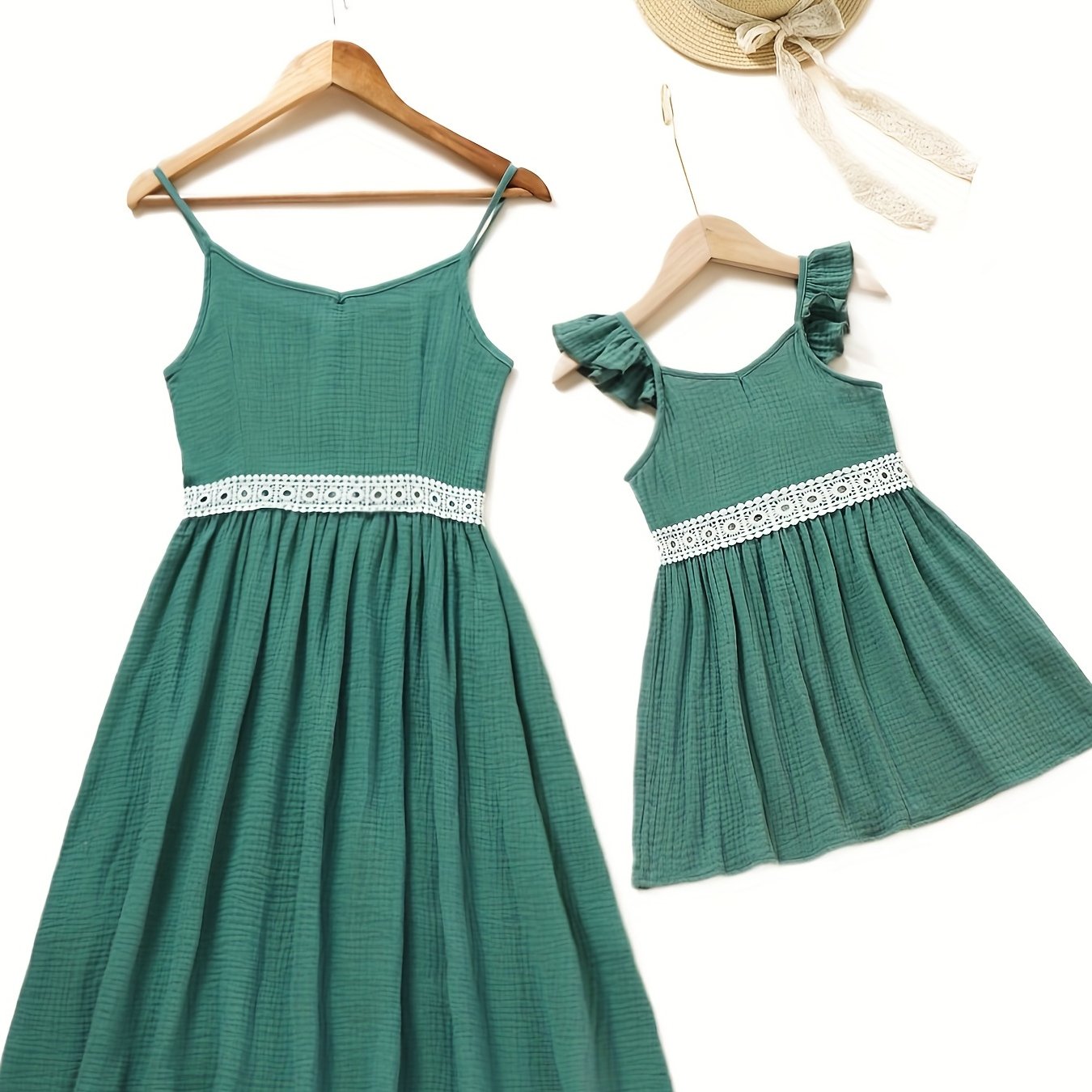 Cotton Lace Suspender Dresses Set for Mother and Daughter