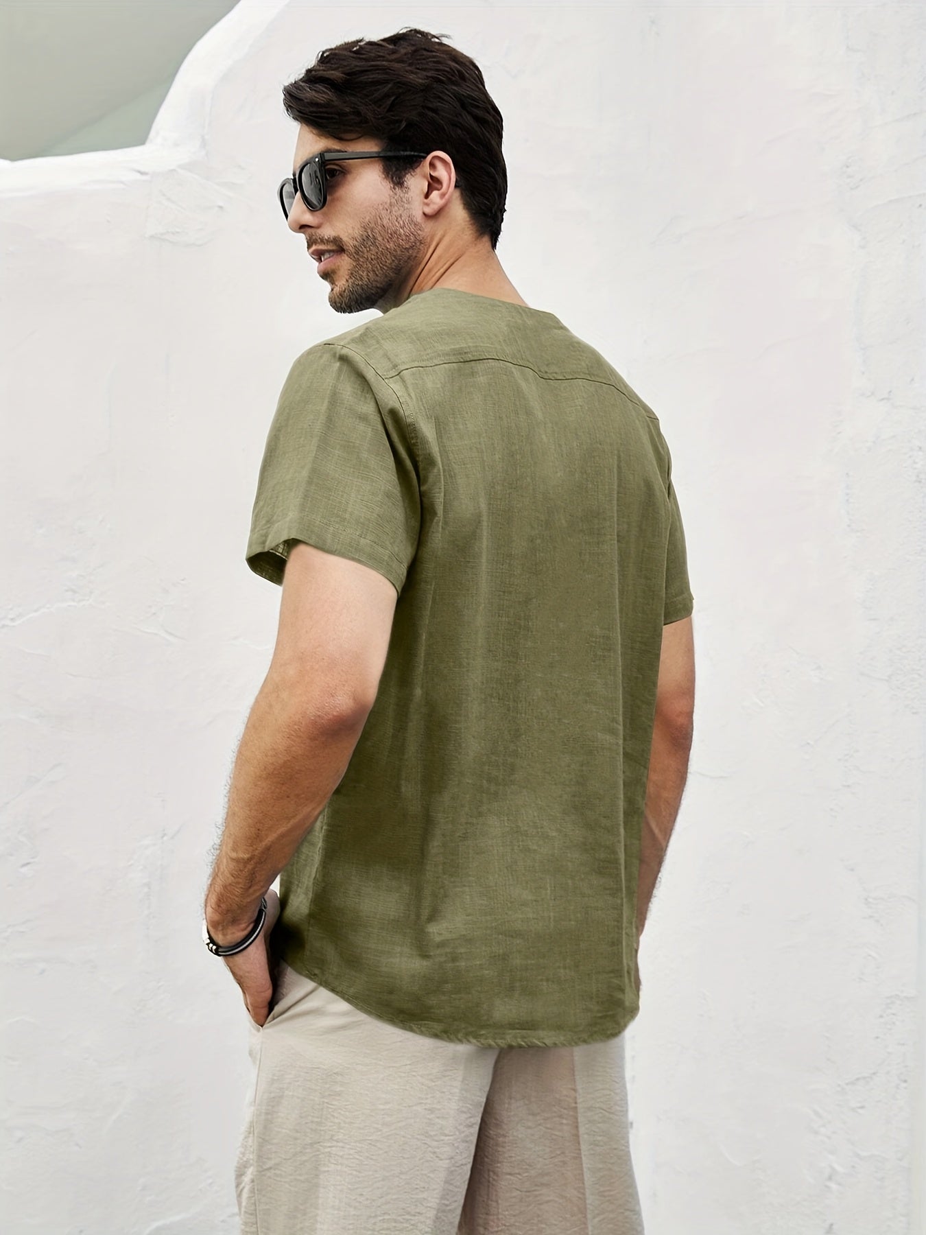 Men's Short Sleeve Shirt with Chest Pocket for Summer