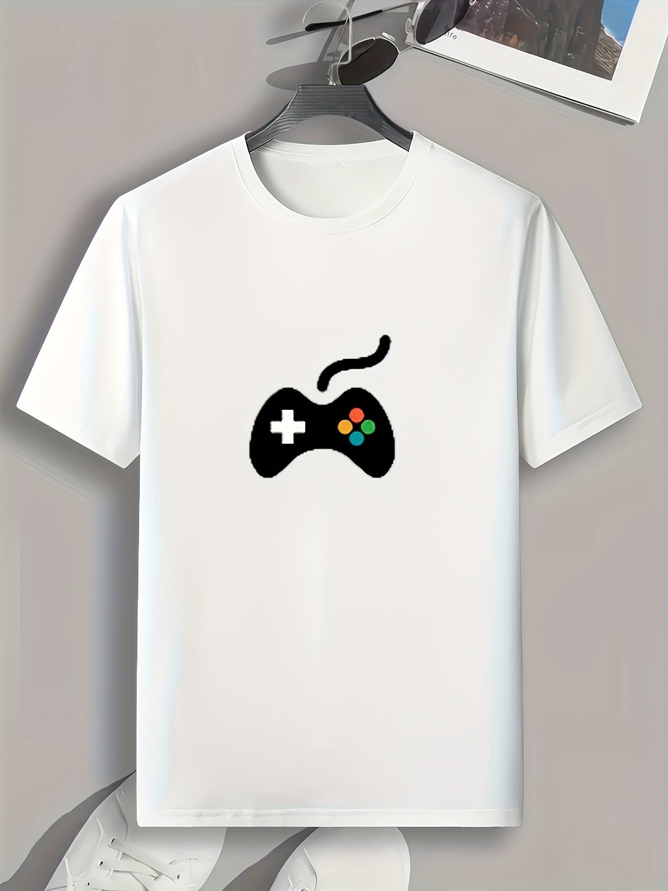 Gamepad Print Men's Graphic T-shirt for Summer