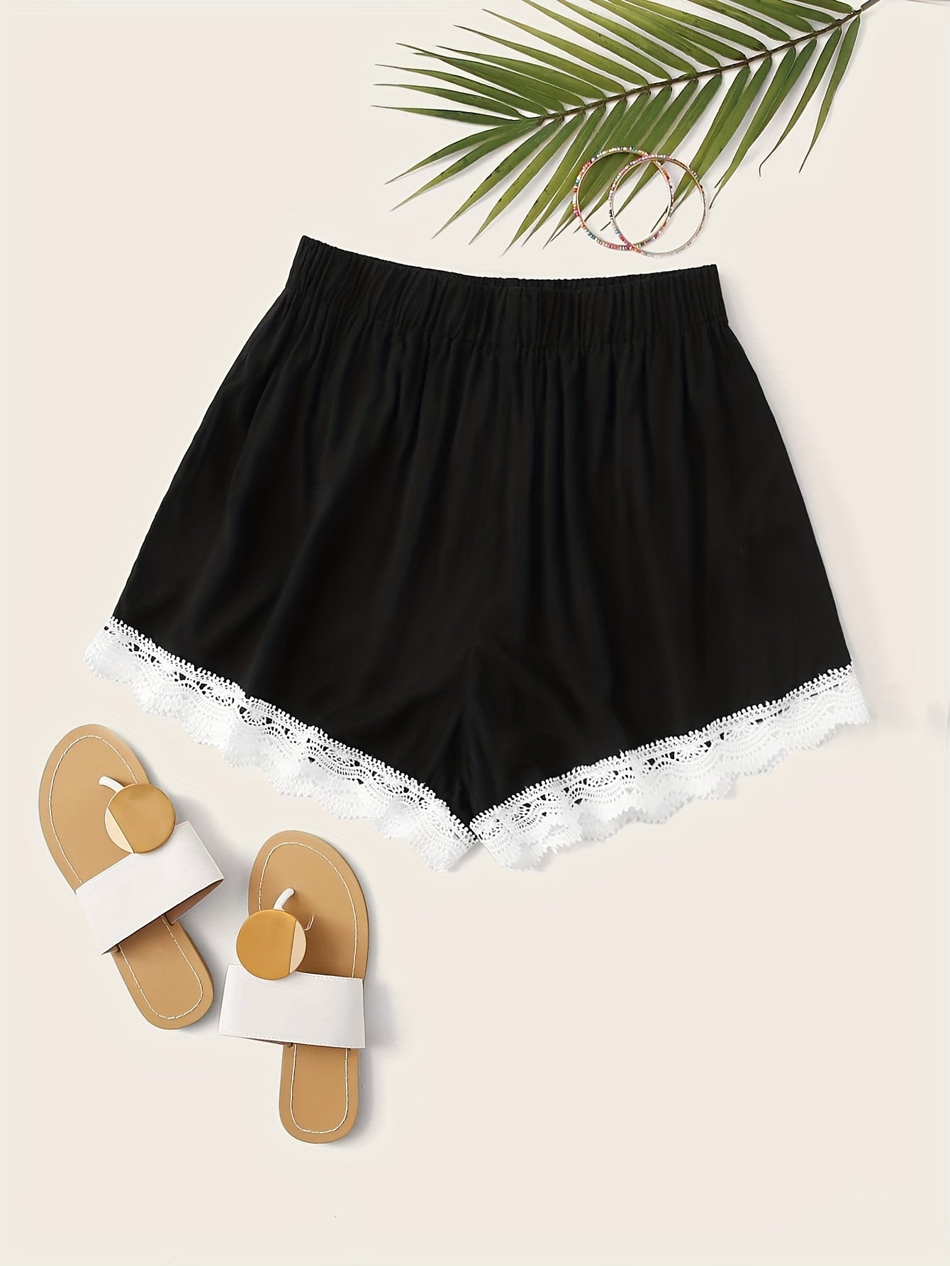 Contrast Lace High Rise Stretch Shorts