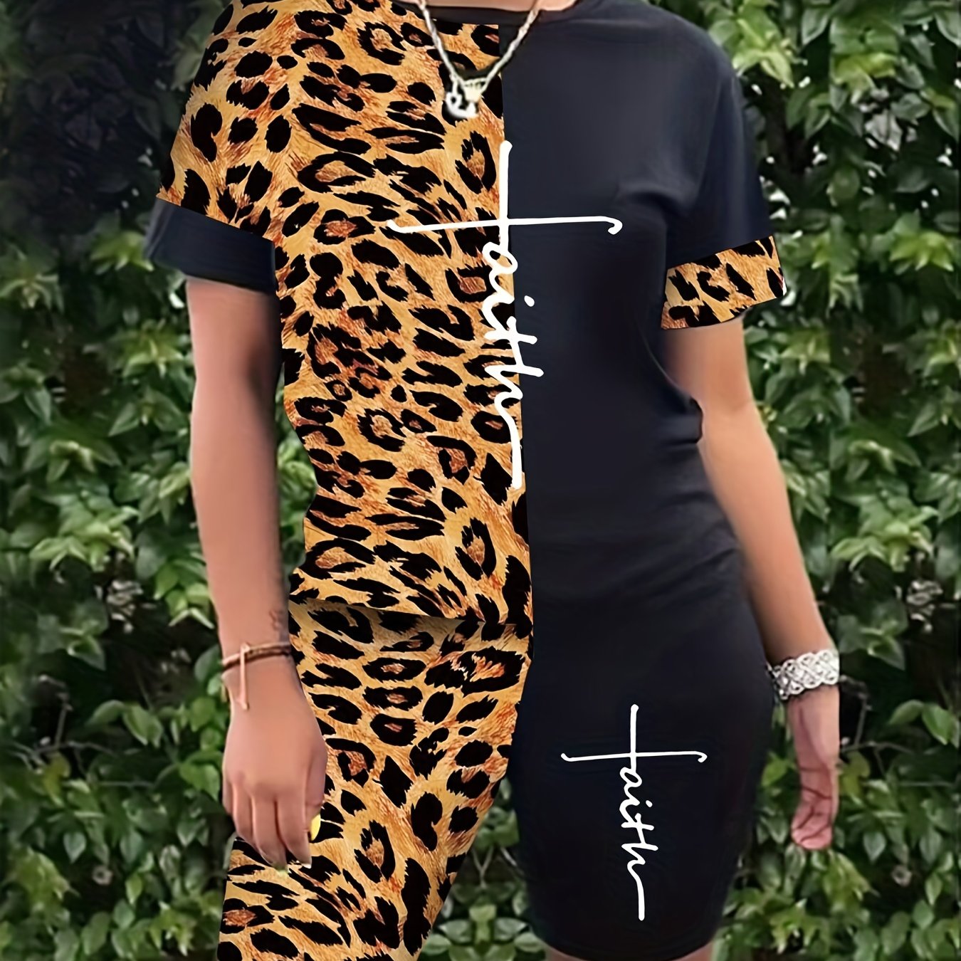 Letter & Leopard Print 2pc Set Short Sleeve T-shirt & Shorts