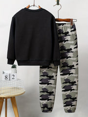 Boys' Outdoor Suit Crew Neck Sweatshirt & Camo Joggers Set