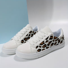 Leopard Print Faux Leather Non Slip Skate Shoes Flat Comfortable Wear Resistance