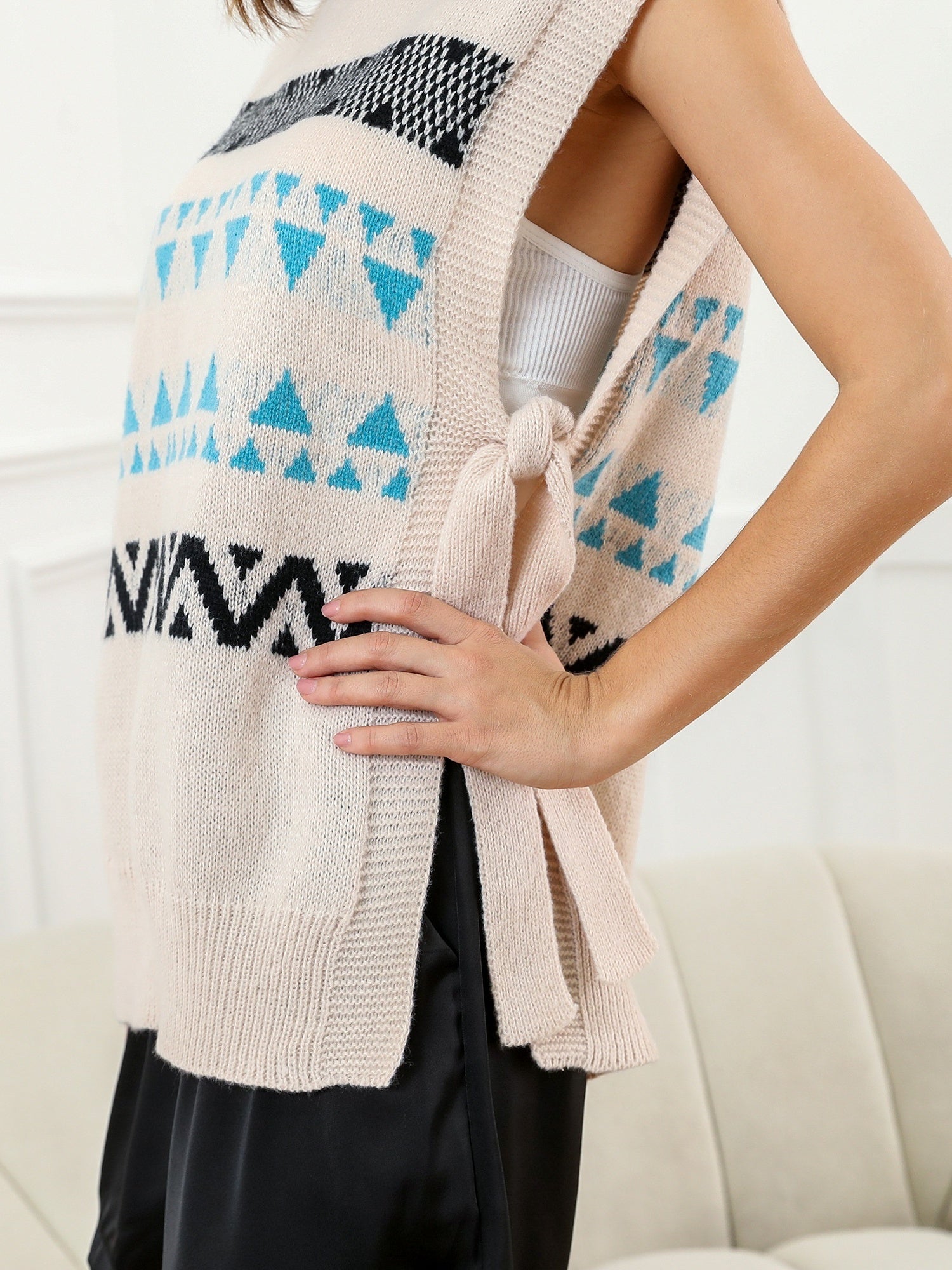 Tribal Print Knotted Vest Crew Neck Split Sleeveless