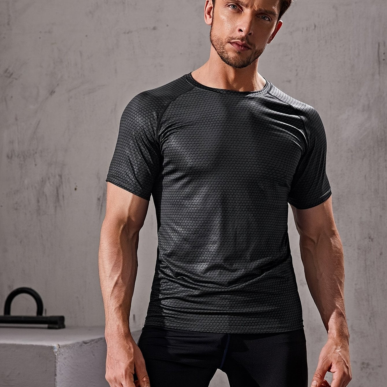 Men's Short Sleeve Sports T-shirt for Fitness