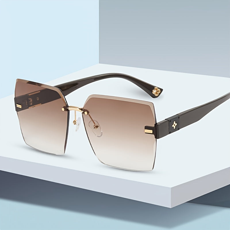 Multicolor Large Frame Women's Sunglasses Frameless Sunscreen With Case