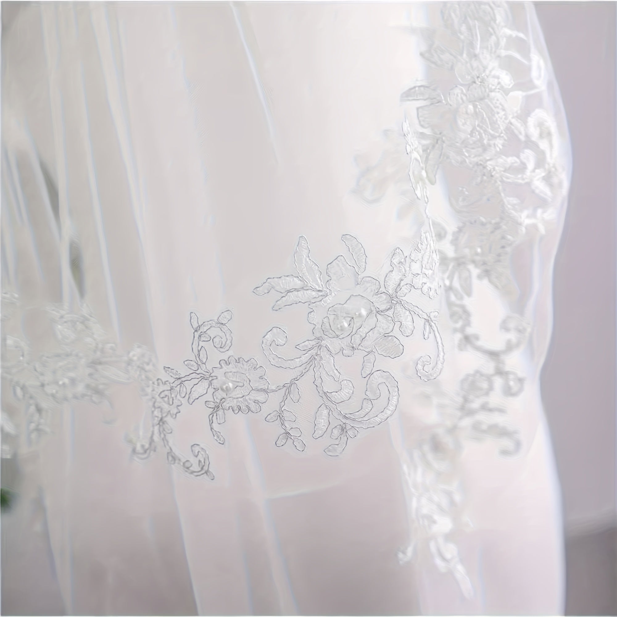 Women's Double Layered Lace Bridal Veil Floral Edge for Weddings