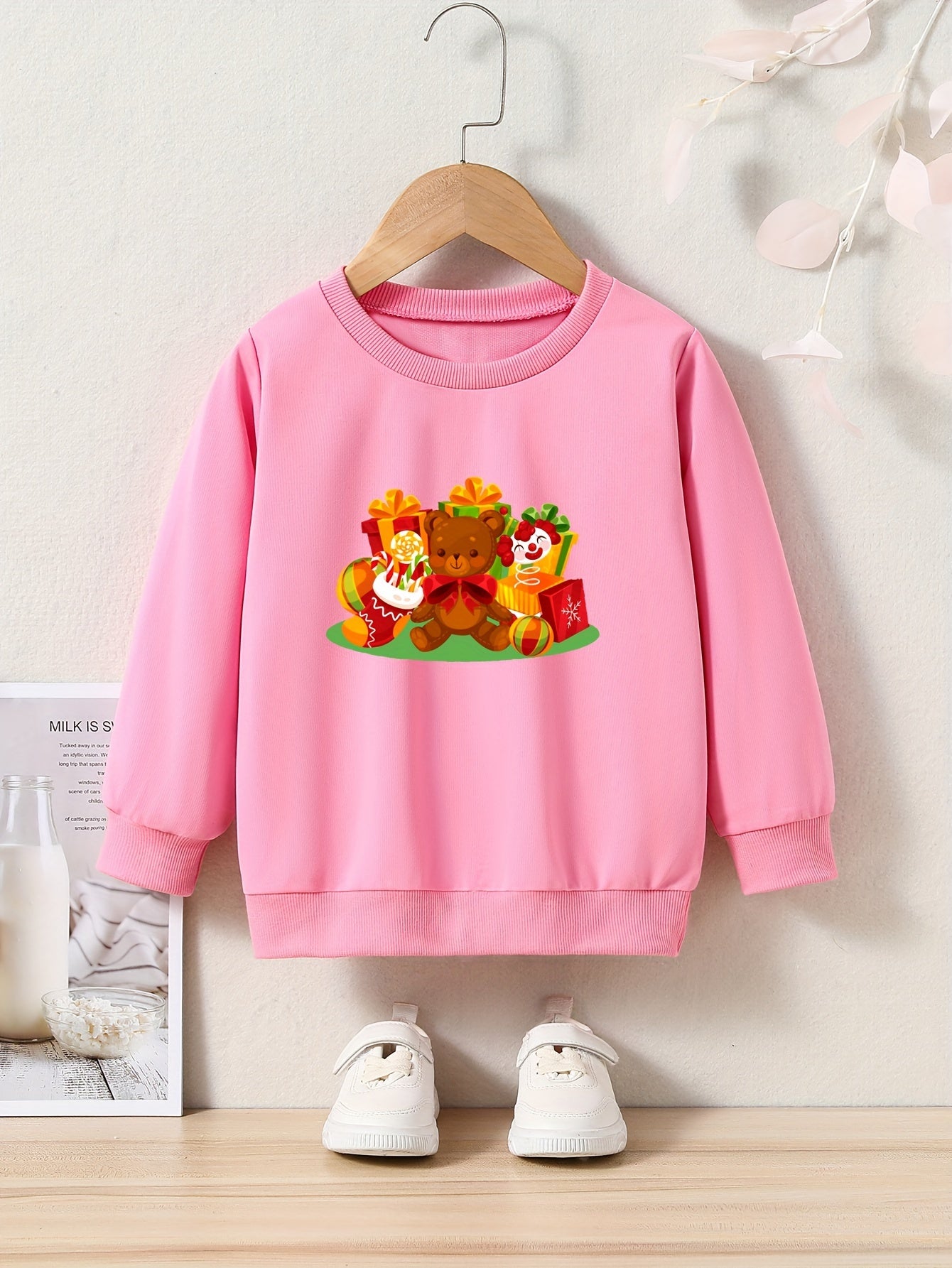 Cartoon Christmas Bear Graphic Crew Neck Long Sleeve Sweatshirt
