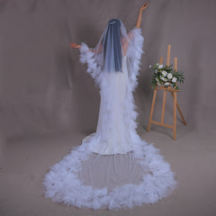 Romantic Bridal Veil with Comb and Long Train Wedding Accessory