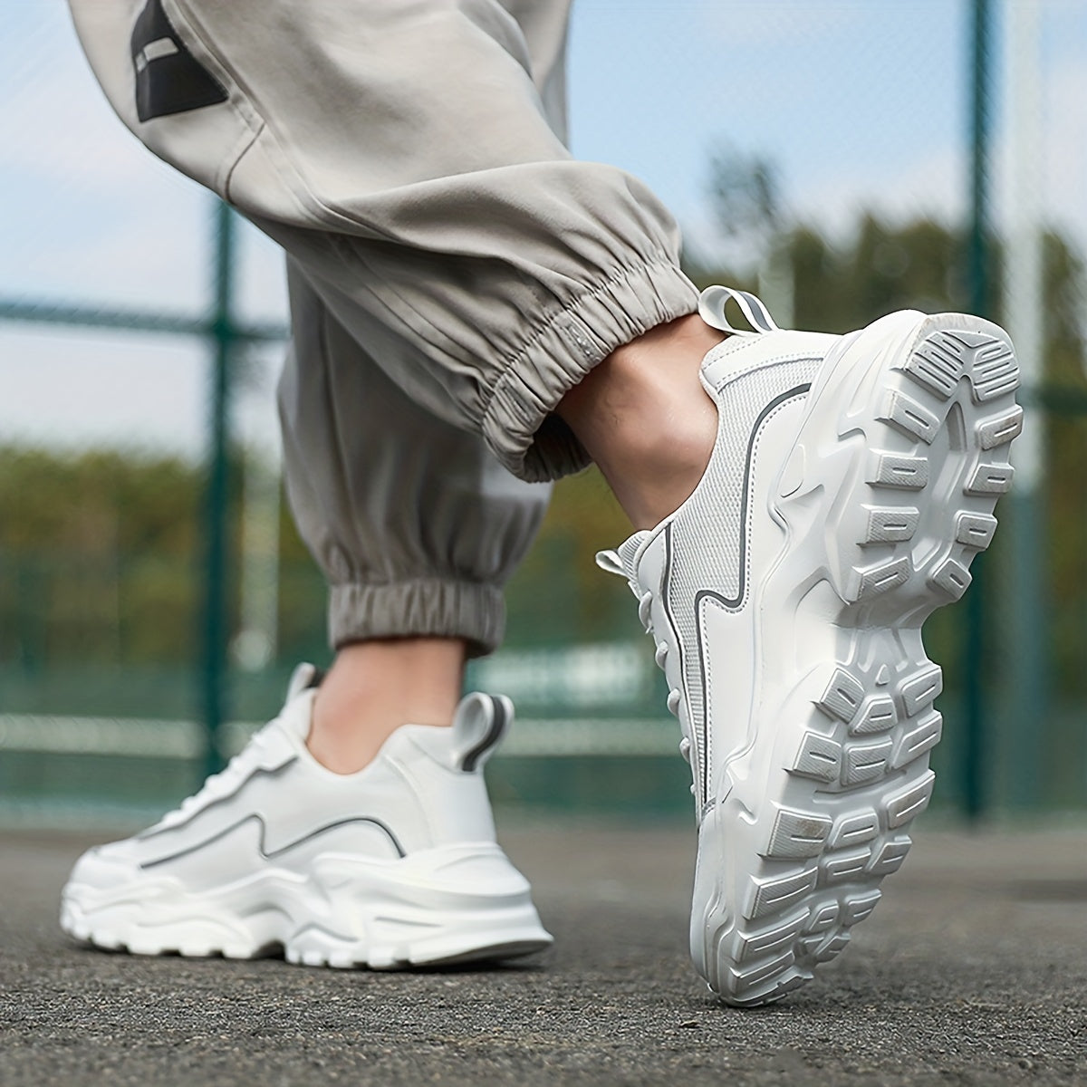 Men's Mesh Breathable Lightweight Sneakers Outdoor Comfy Shoes