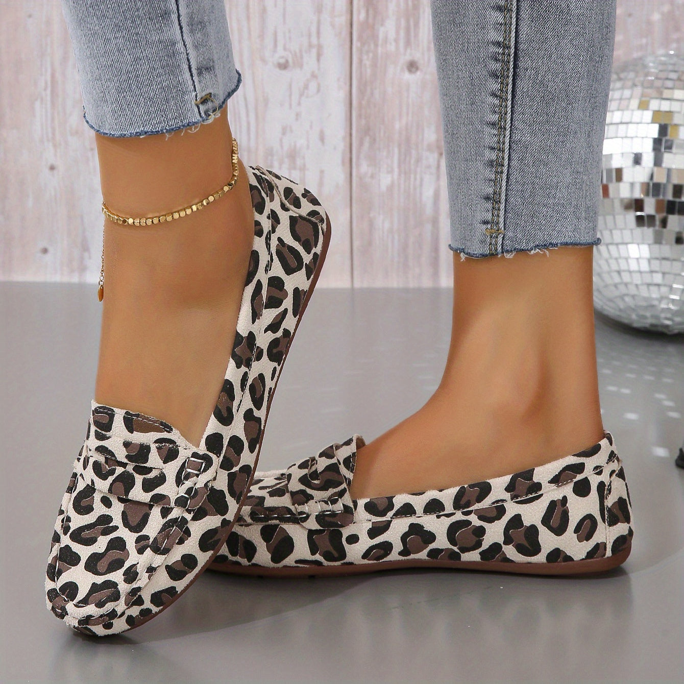 Leopard Print Ballet Flats Round Toe Slip On Lightweight Shoes