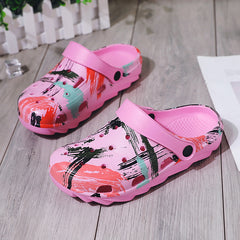 Women's Graffiti Beach Shoes Breathable Clogs