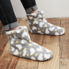 Cozy Heart Pattern House Slippers for Men