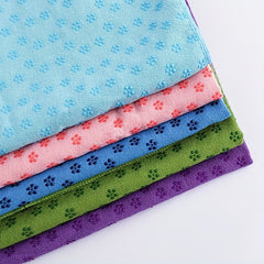 Ultra-thin Yoga Towel Mat 182x84 - Absorbent & Anti-Skid Blanket