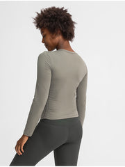 Women's Quick Dry Long Sleeve Yoga Tee for Sports and Workouts