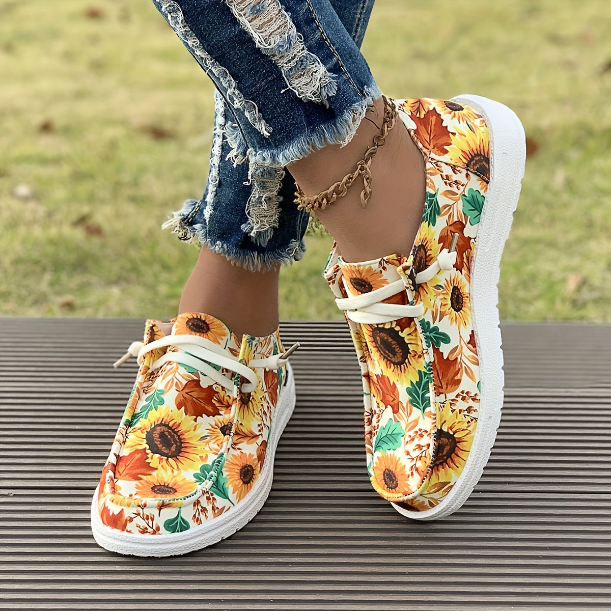 Women's Sunflower Slip on Canvas Shoes Lightweight Walking Shoes