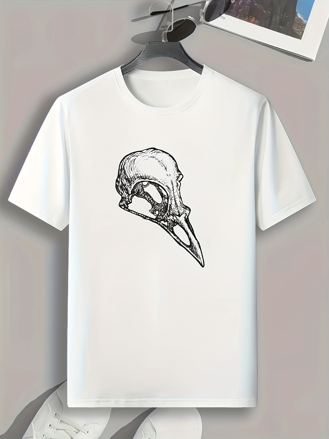 Cool Graphic Print Men's T-shirt for Summer