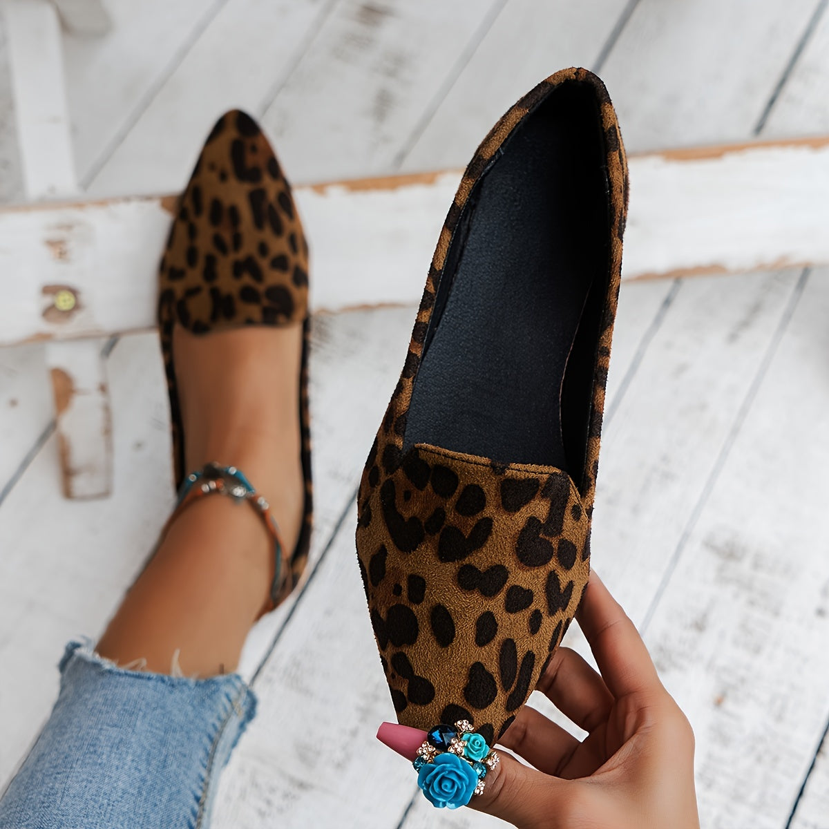 Leopard Print Flat Shoes Soft Sole Slip on Loafers Lightweight Walking Shoes