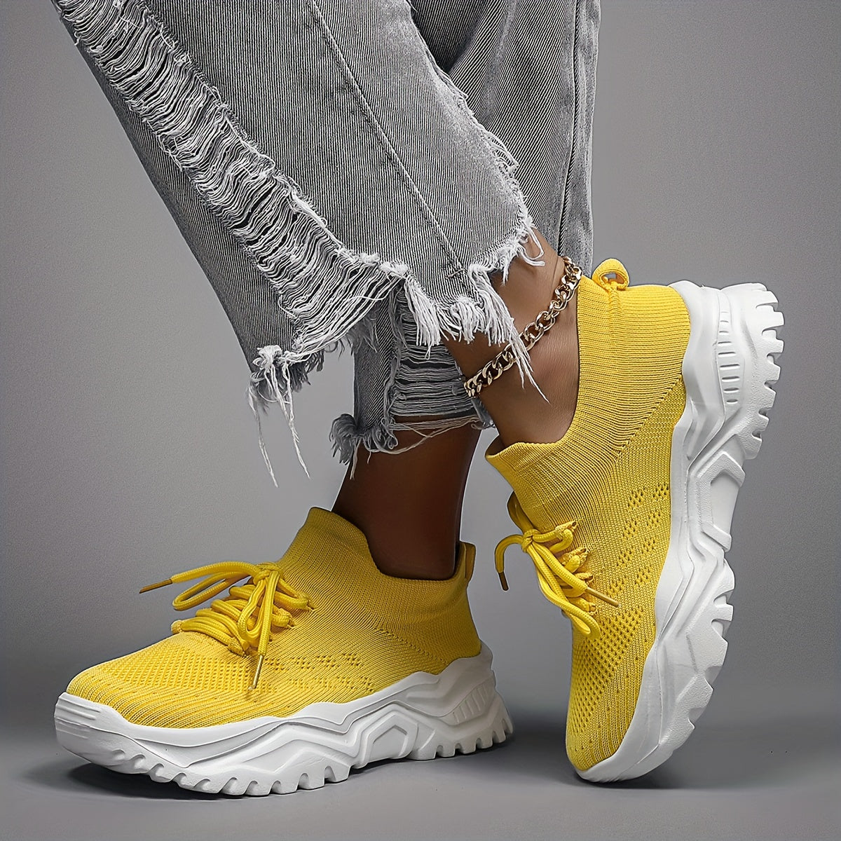 Women's Breathable Mesh Lace Up Sneakers Lightweight Sports Shoes