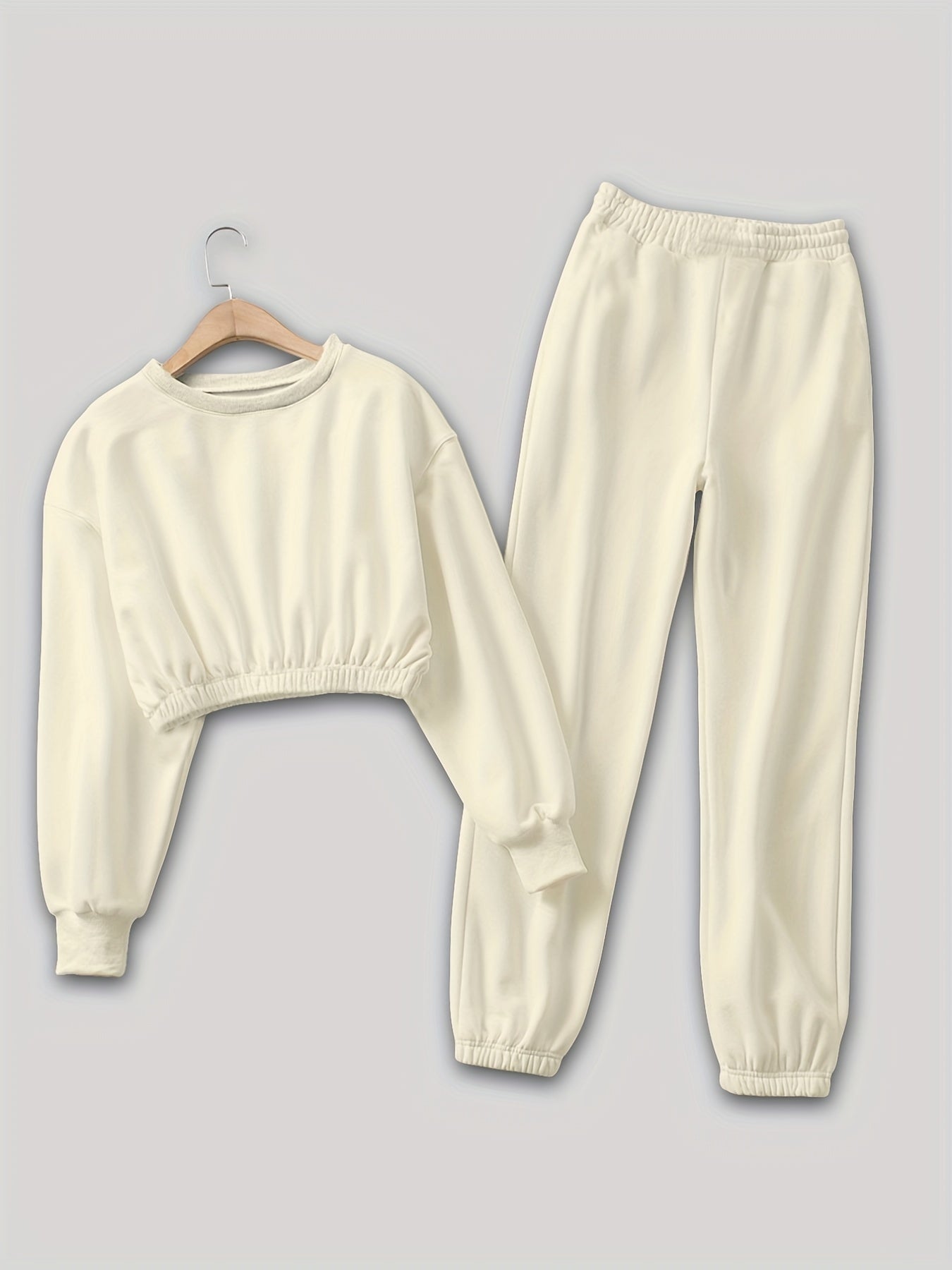 Workout 2pc Set Cropped LS Sweatshirt & Jogger Pants