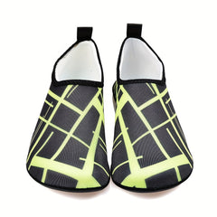 Women's Graffiti Print Sporty Water Socks Non Slip Lightweight Creek Shoes