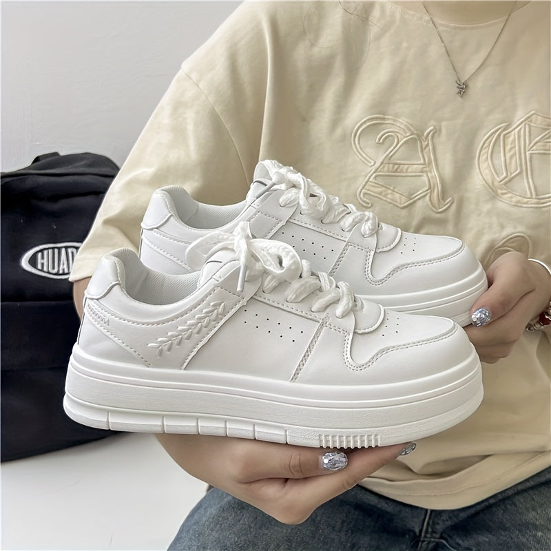 Women's Platform Skate Shoes Round Toe Lace Up Low Top Sneakers