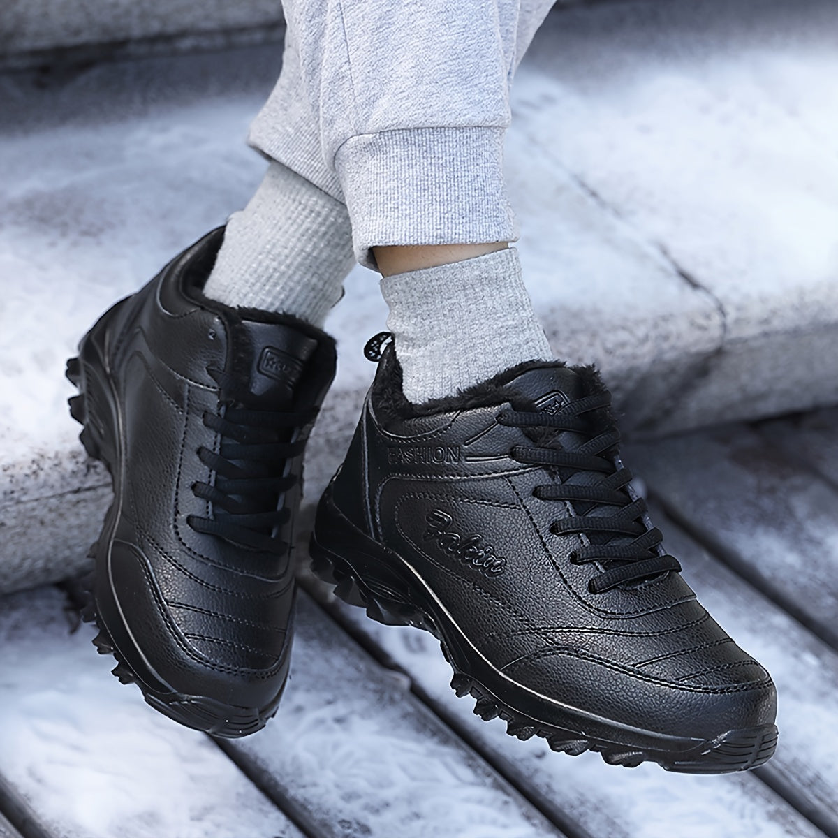 Unisex Winter Running Shoes Faux Fur Lining Thermal Lace-up Outdoor Sports