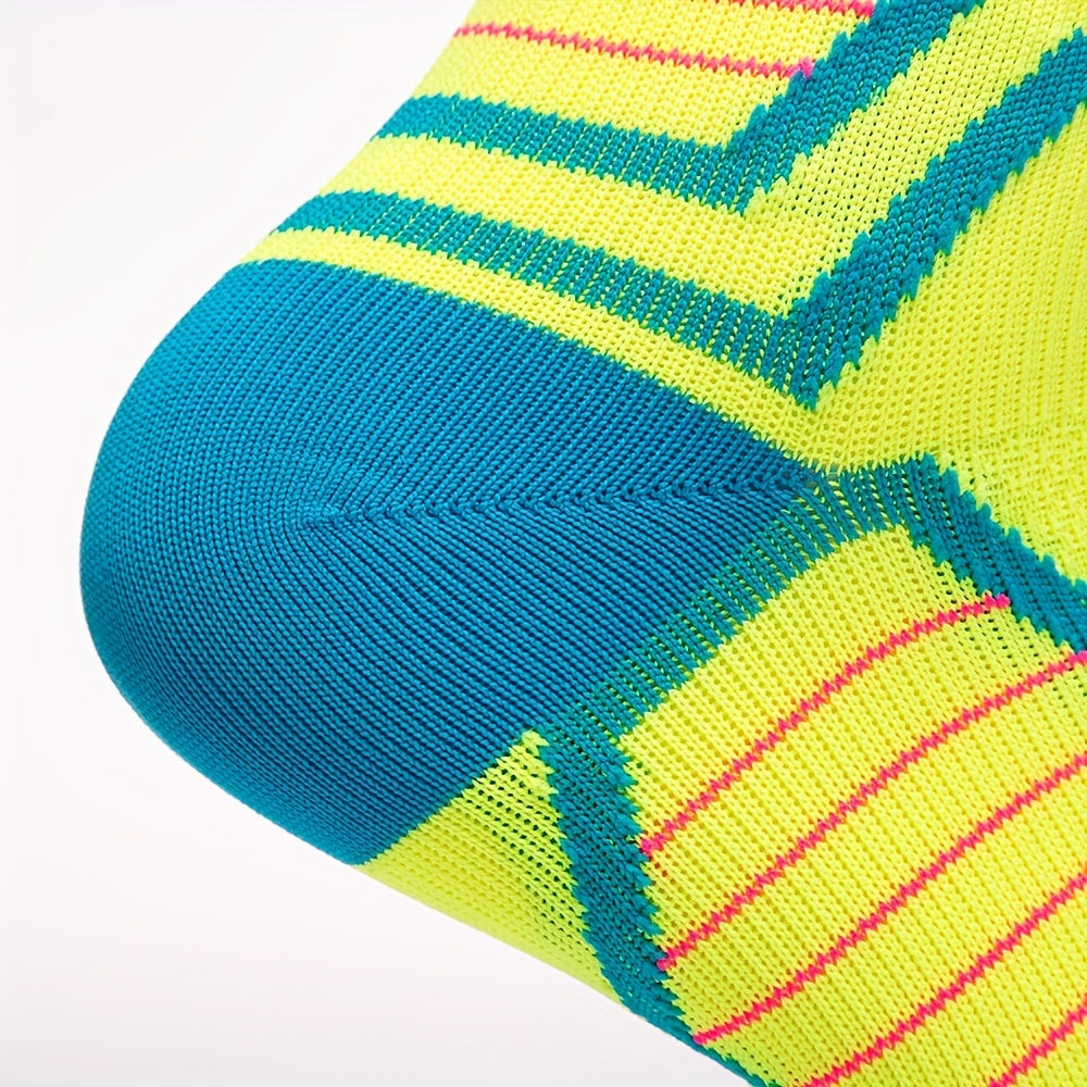Compression Socks for Outdoor Training, Wear-resistant, Breathable Crew Socks