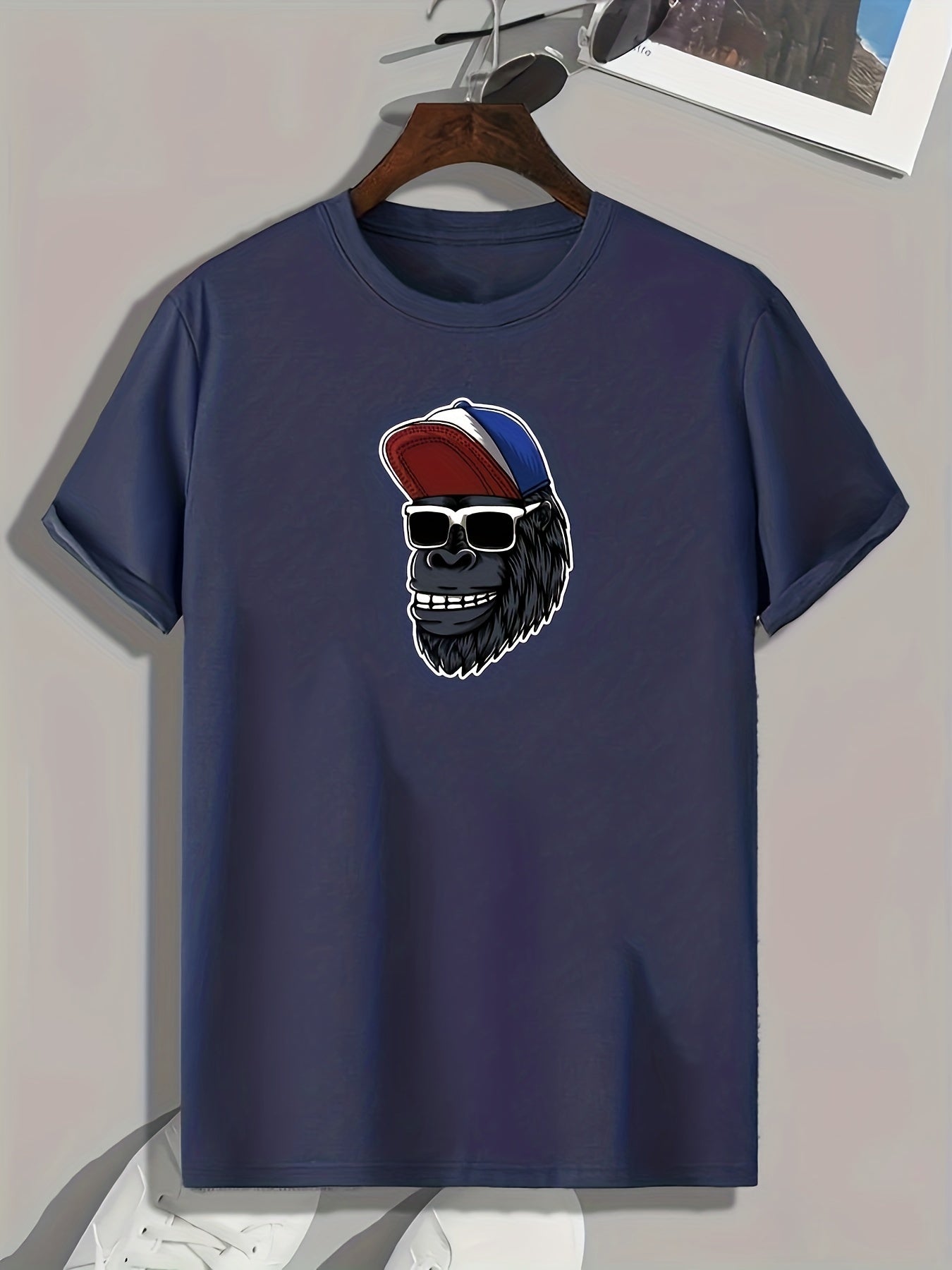 Chimp Print Men's Comfy T-shirt - Breathable Tee for Summer