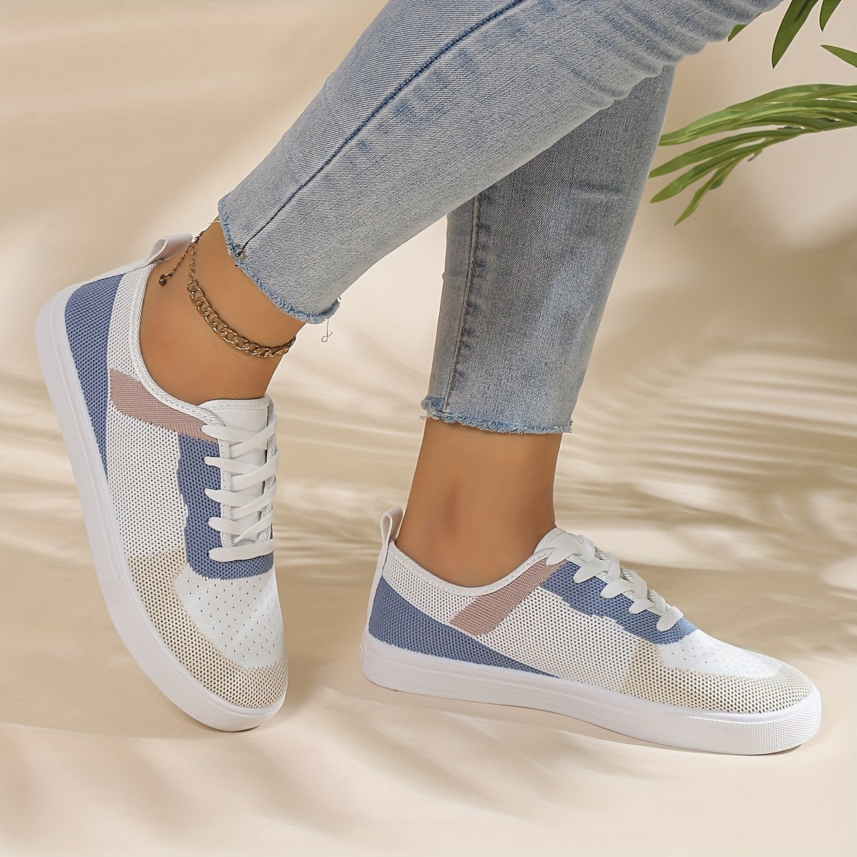 Women's Mesh Sneakers Casual Lace Up Outdoor Shoes Lightweight Low Top