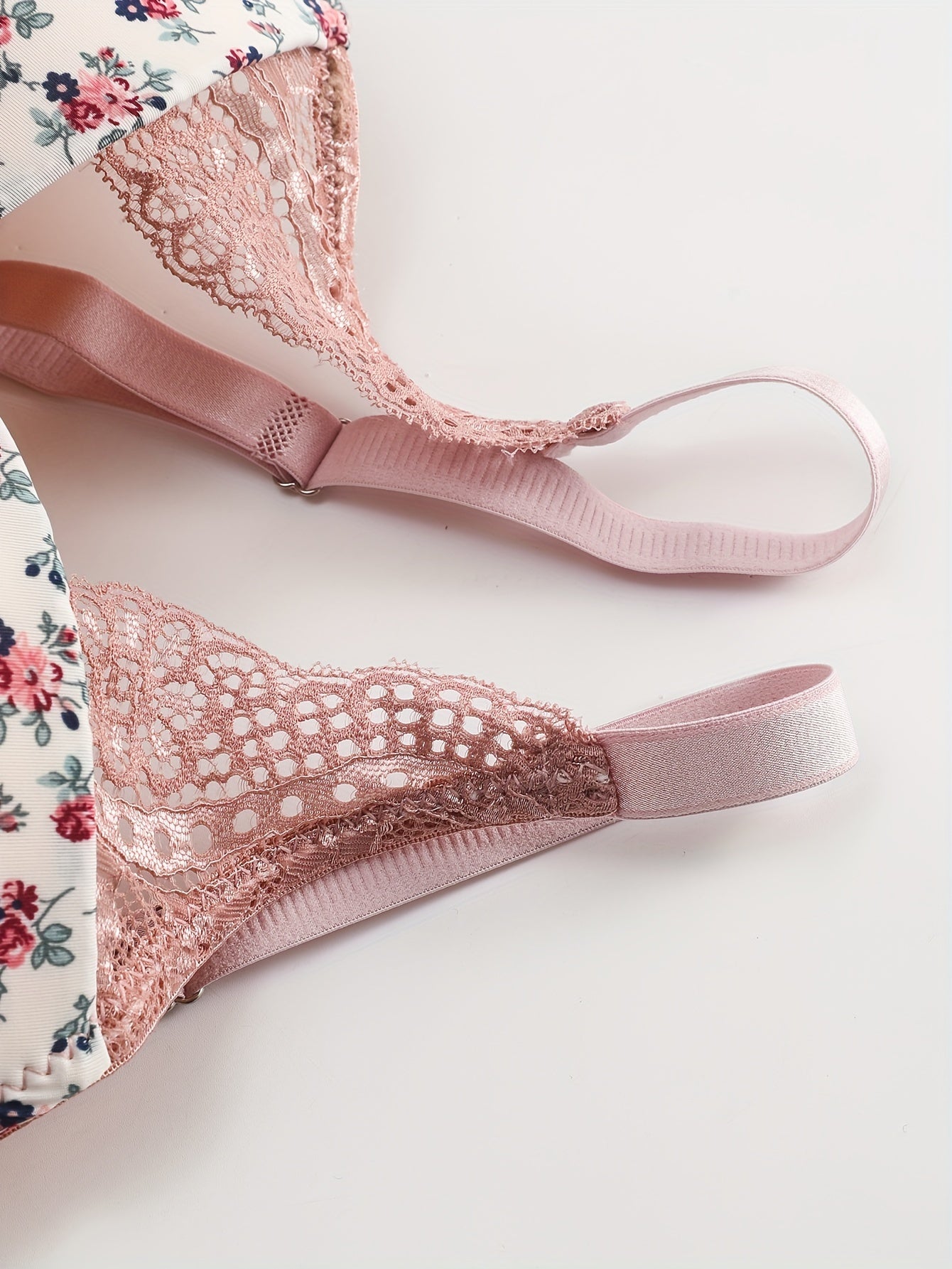 Bra Women's Plus Ditsy Floral Print Lace Wide Straps Bralette