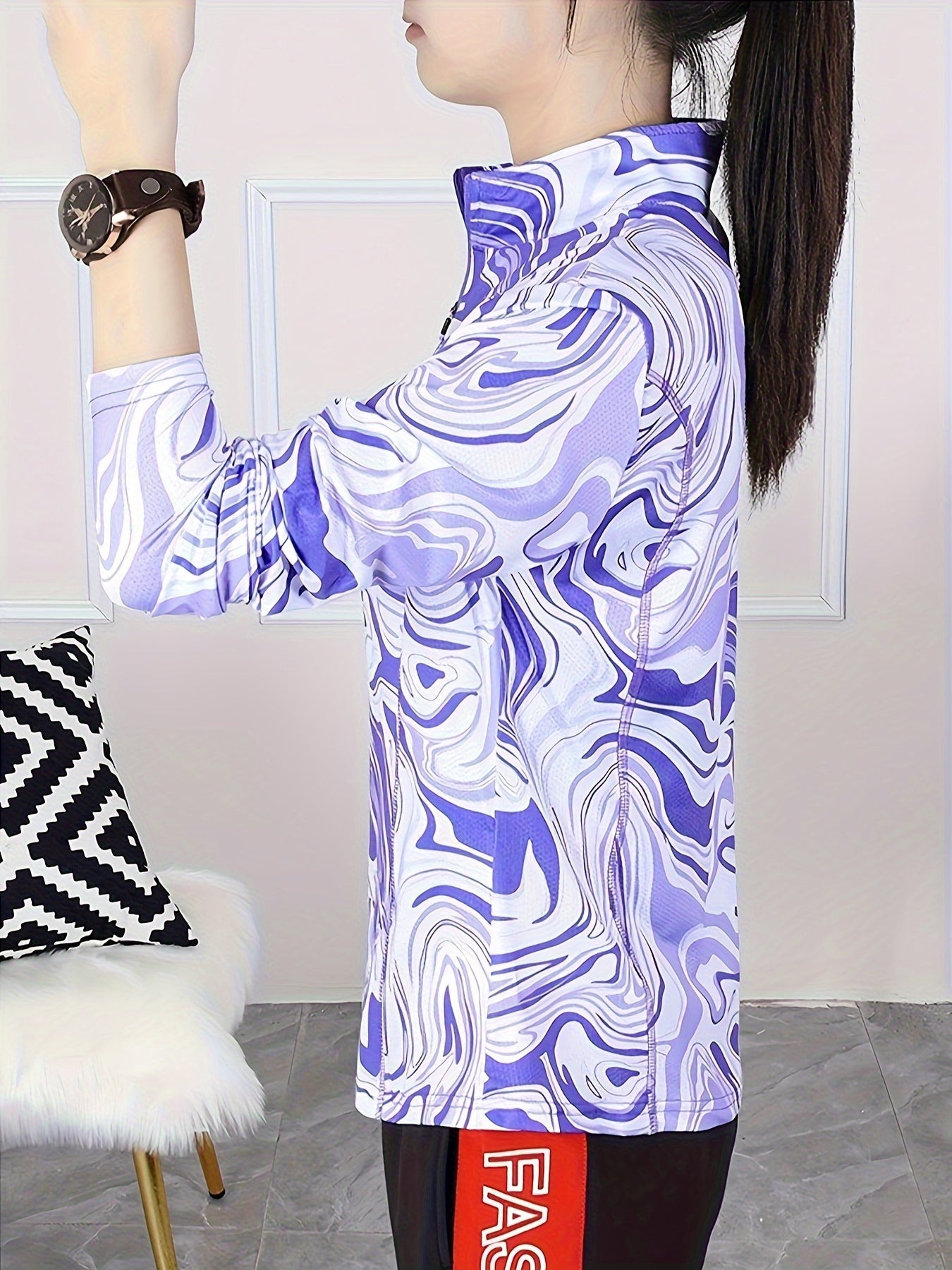 Striped Print Long Sleeves Sports Tee Quick Dry Half Zipper Mock Neck