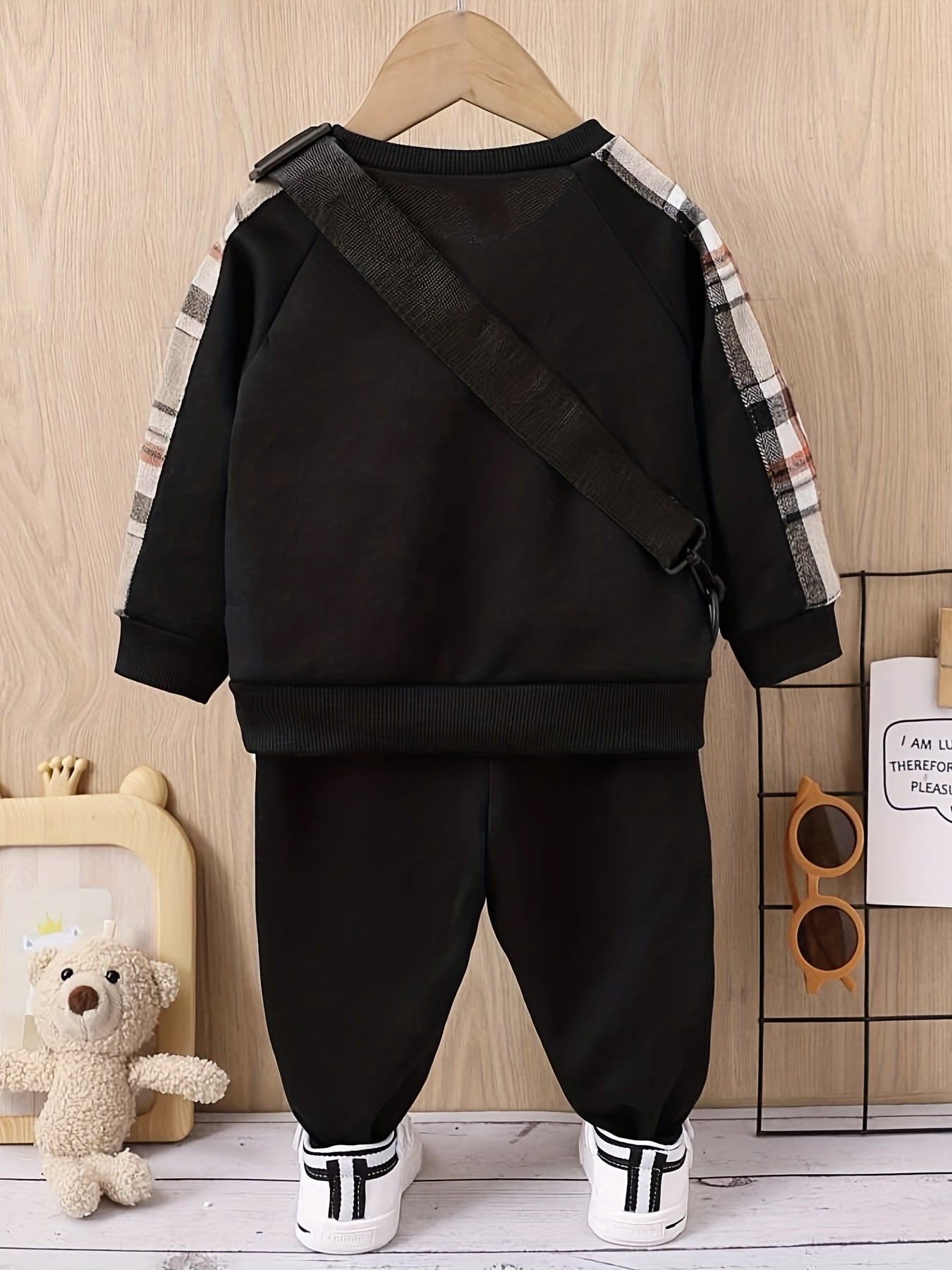 Boys Plaid Pullover Pants Set with Bear Bag