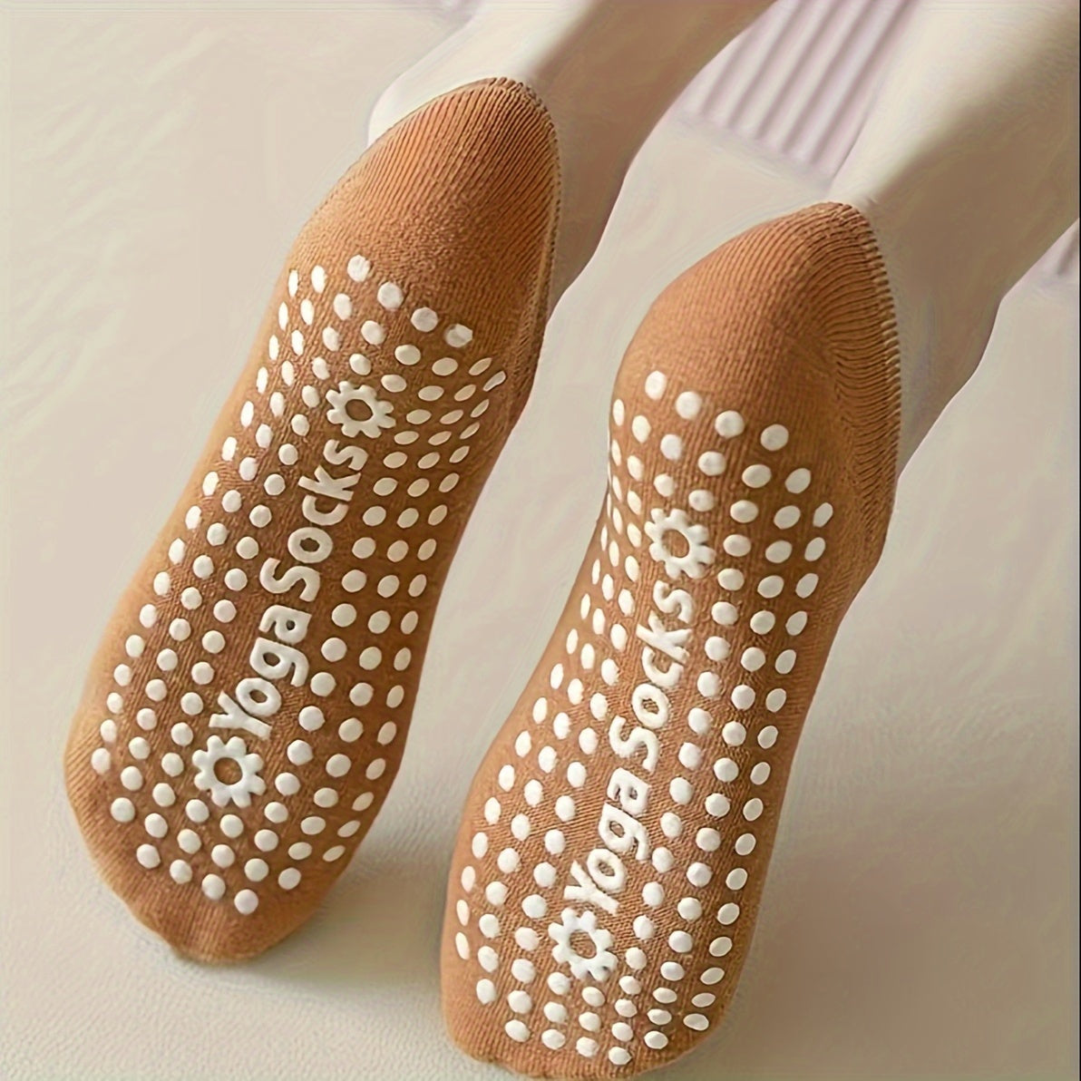 Non Slip Yoga Socks for Men Women Thin High Sock