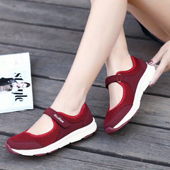 Women's Mesh Breathable Sports Shoes Soft Dance Performance Shoes