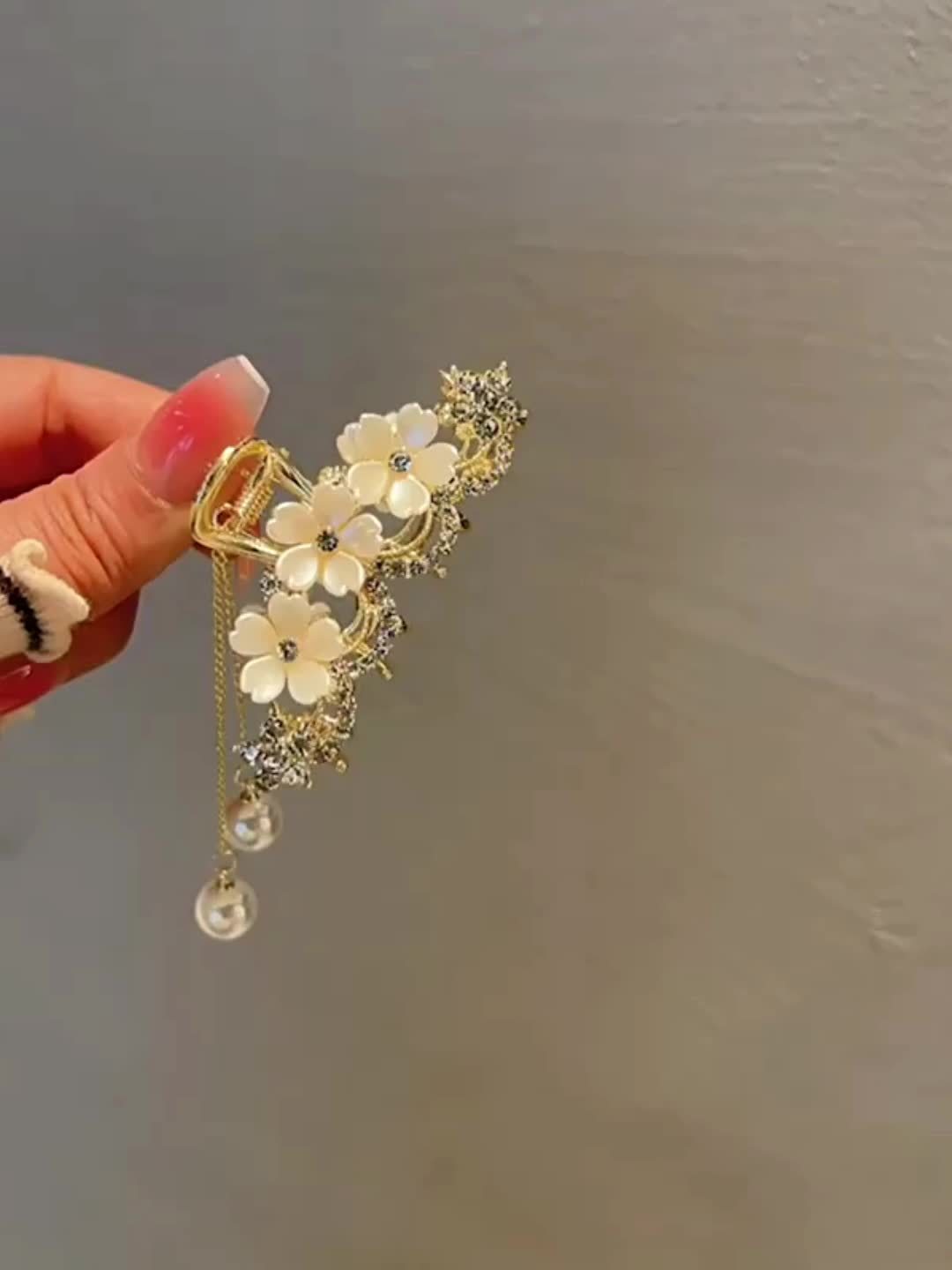 Camellia Rhinestones Faux Pearl Tassel Hair Clip & Metal Hair Clip
