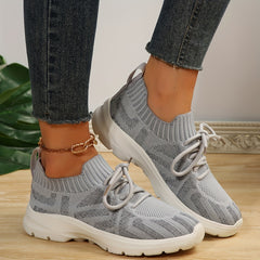 Mesh Breathable Lace Up Sports Shoes Lightweight Non slip Travel Shoes