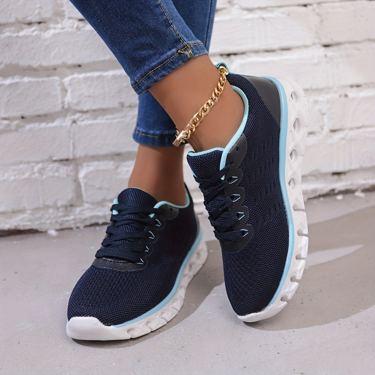 Women's Lightweight Chunky Sneakers Lace Up Running Shoes
