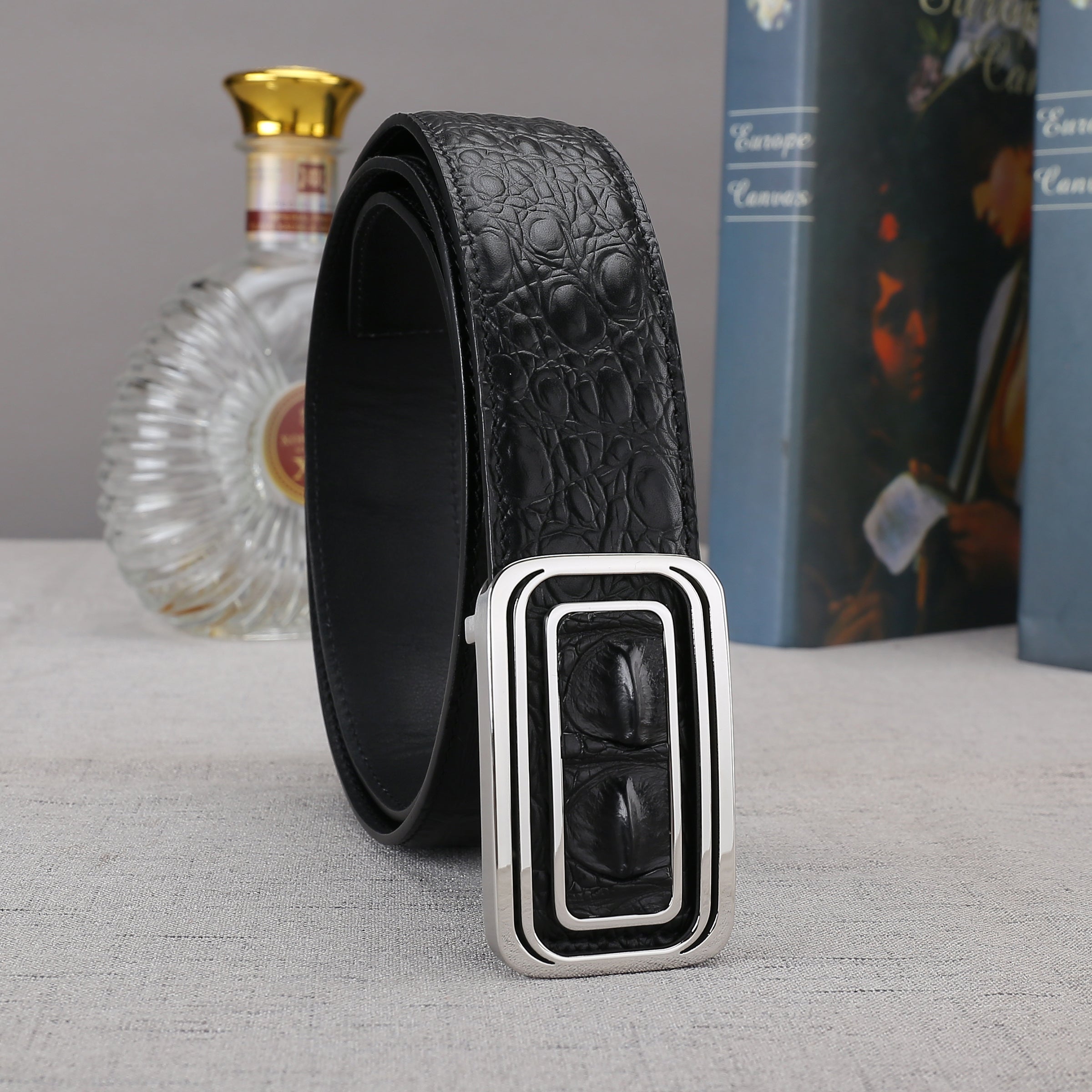 Men's Crocodile Pattern Cowhide Belt with Stainless Steel Buckle