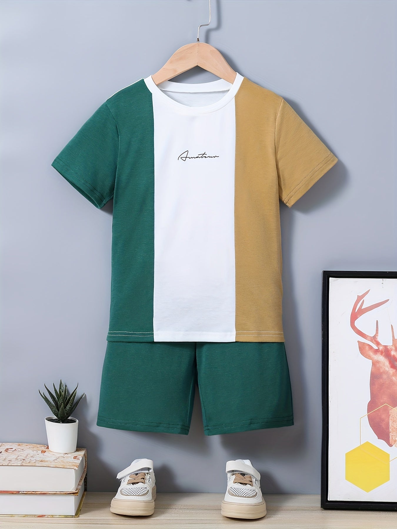 Boys Leaf Print Casual Outfit Round Neck T shirt & Shorts Kids Summer Clothes