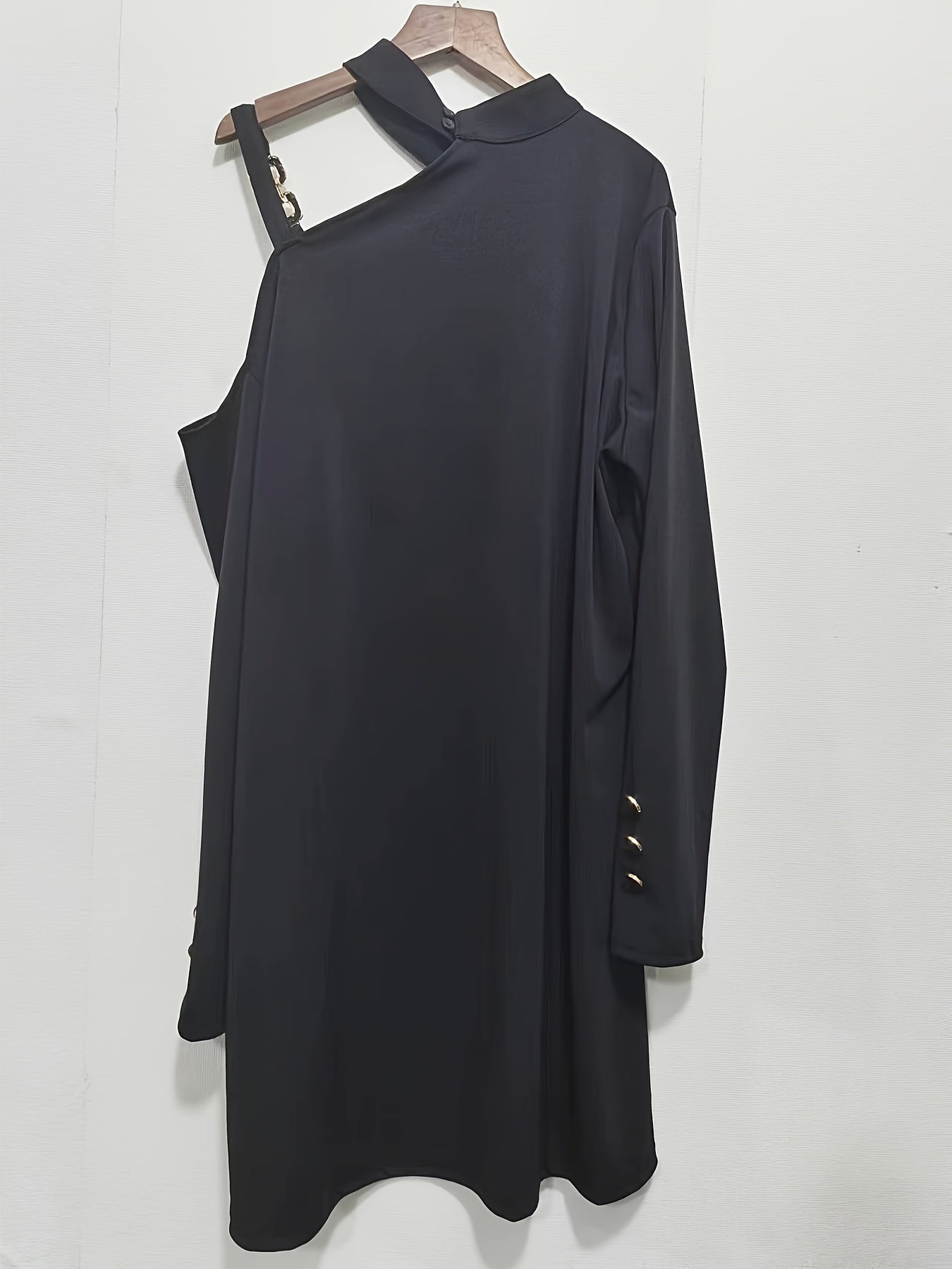 Plus Solid Metal Decor One Shoulder Dress