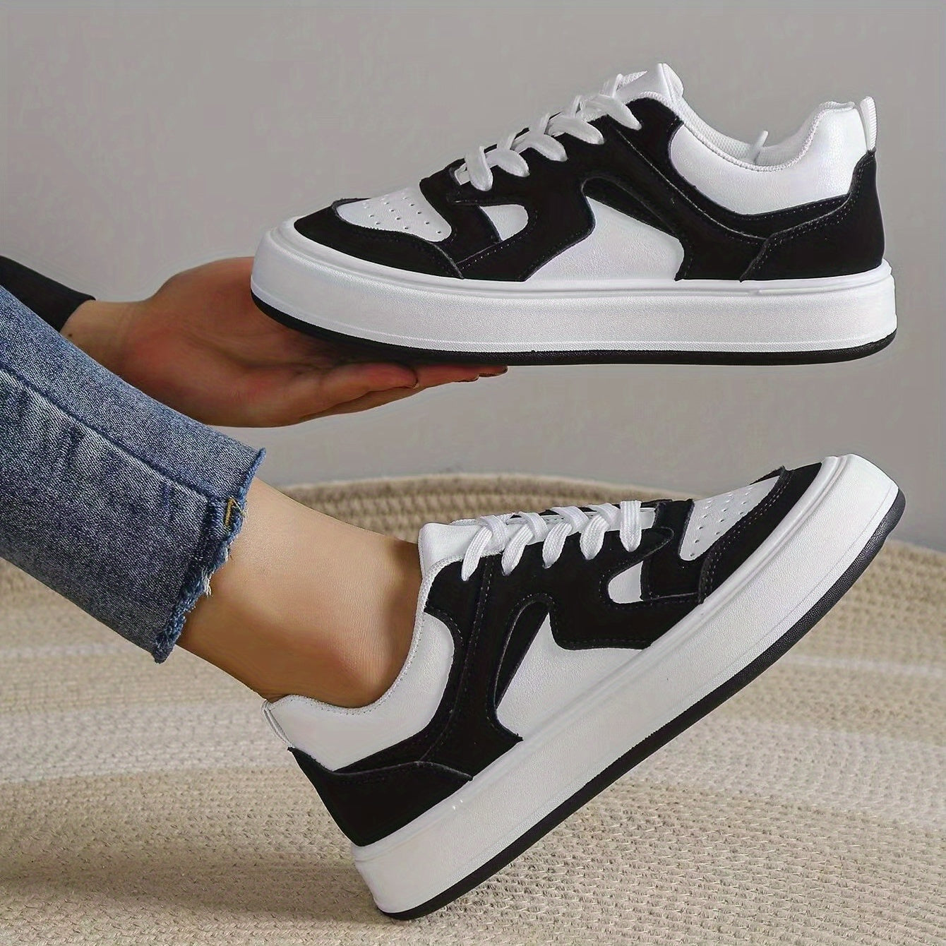 Colorblock Flat Sneakers Round Toe Low Top Sports Shoes