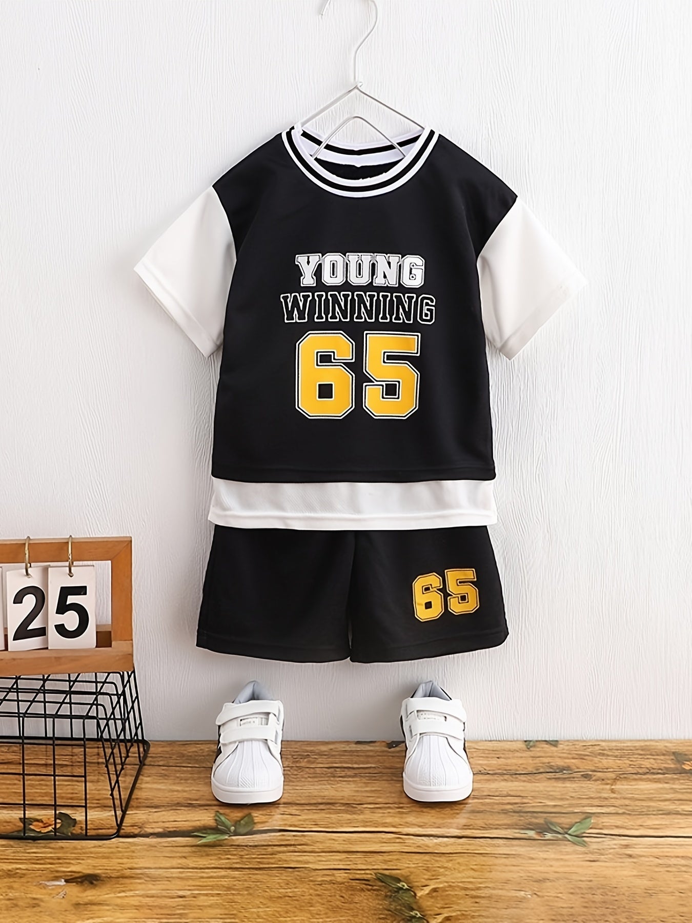 Boys Casual Outfit Round Neck T shirt & Shorts Set, Size 65