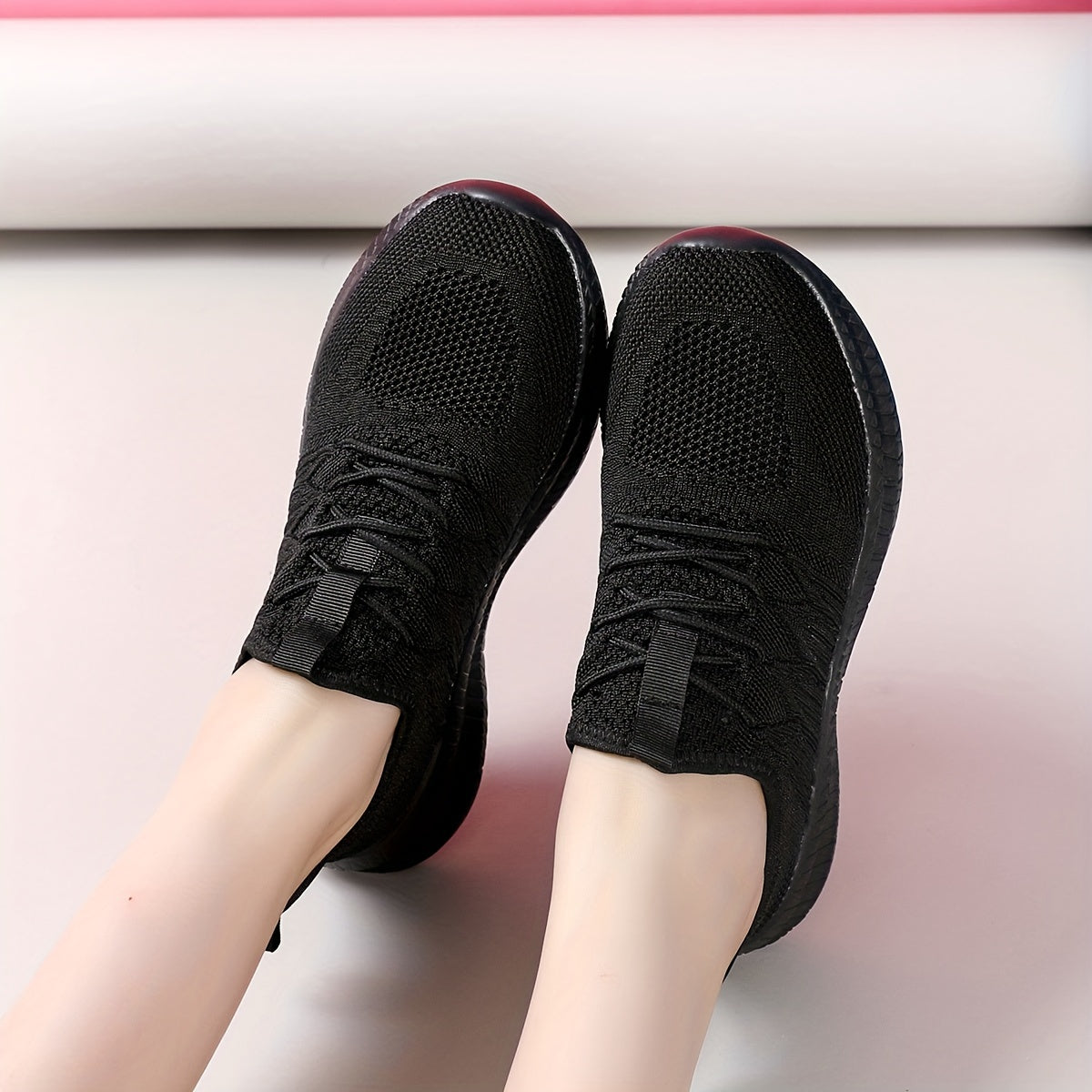 Women's Mesh Breathable Low Top Sneakers Running Shoes
