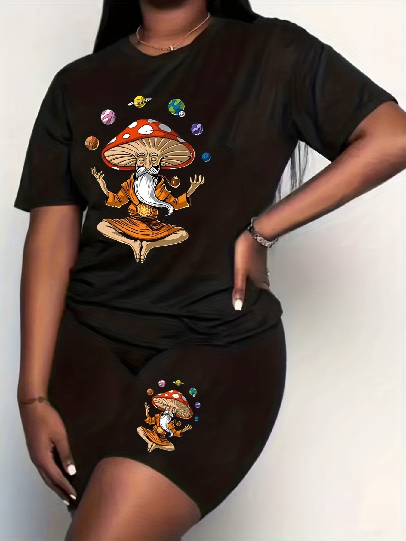 Women's Plus Mushroom Buddha Print Crew Neck Top & Shorts Set
