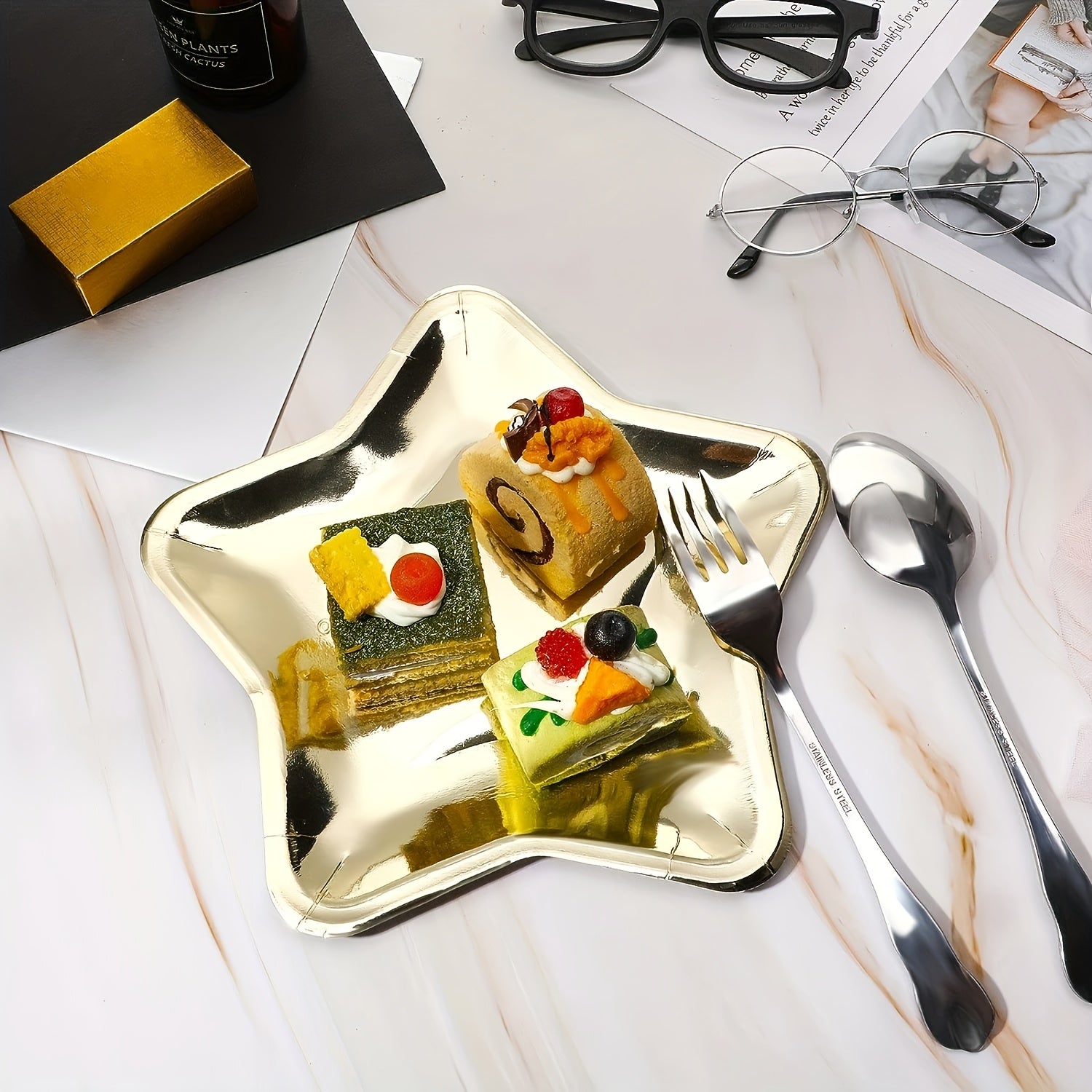 10pcs Golden Star Paper Plates for Graduation Wedding Birthday