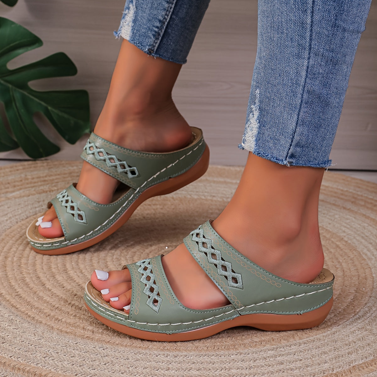 Casual Open Toe Slippers Hollow Out Thick Sole Sports Half Slippers