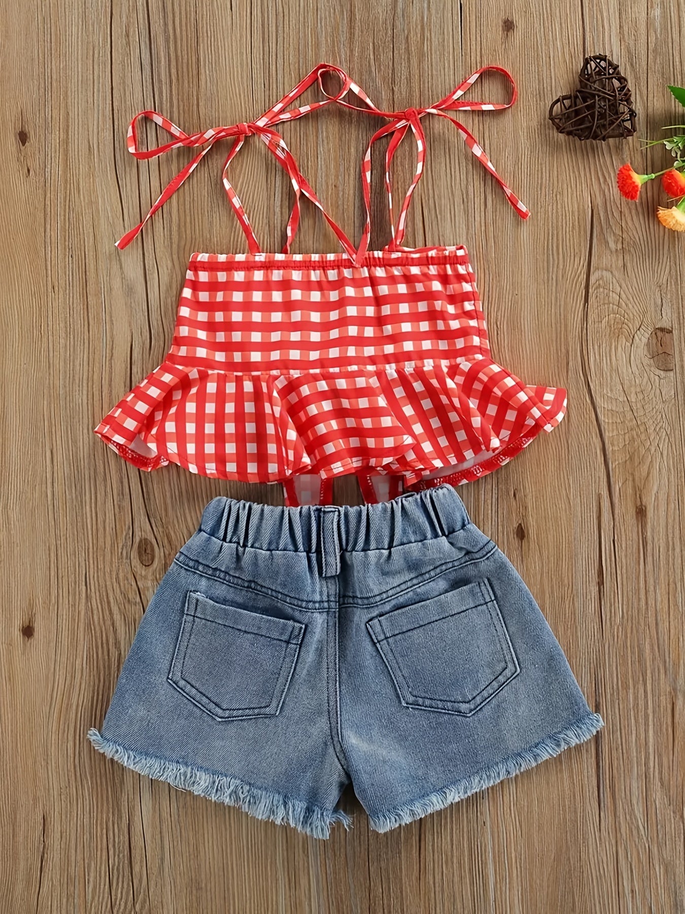 2pcs Baby Girls Plaid Bowknot Camisole Top & Denim Shorts Set