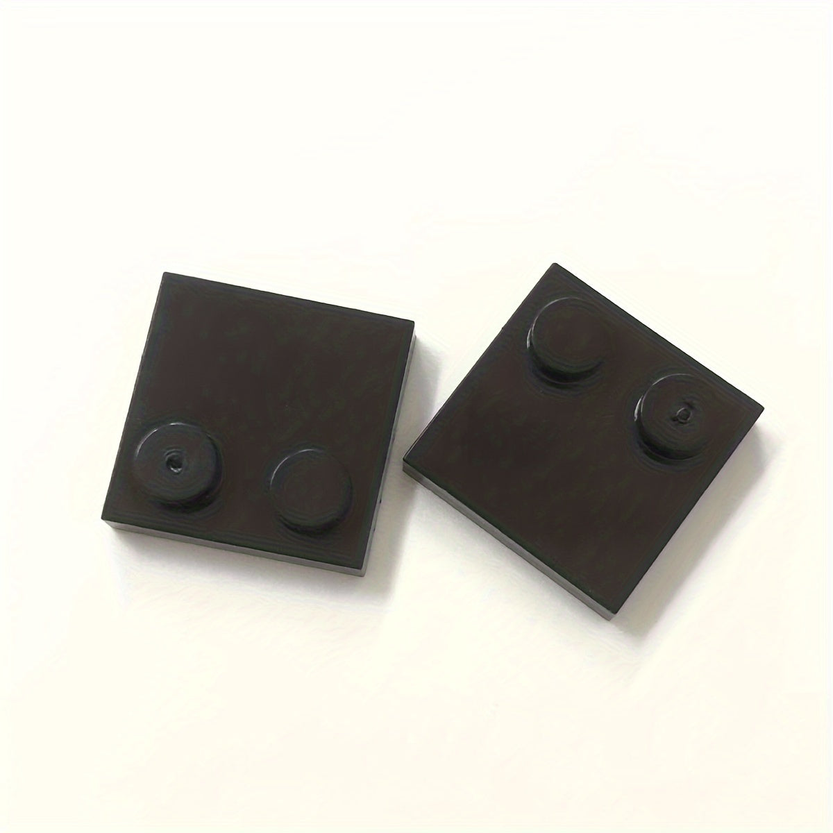 20pcs Building Block Set 2x2 Low Wall Bricks Mixed Colors